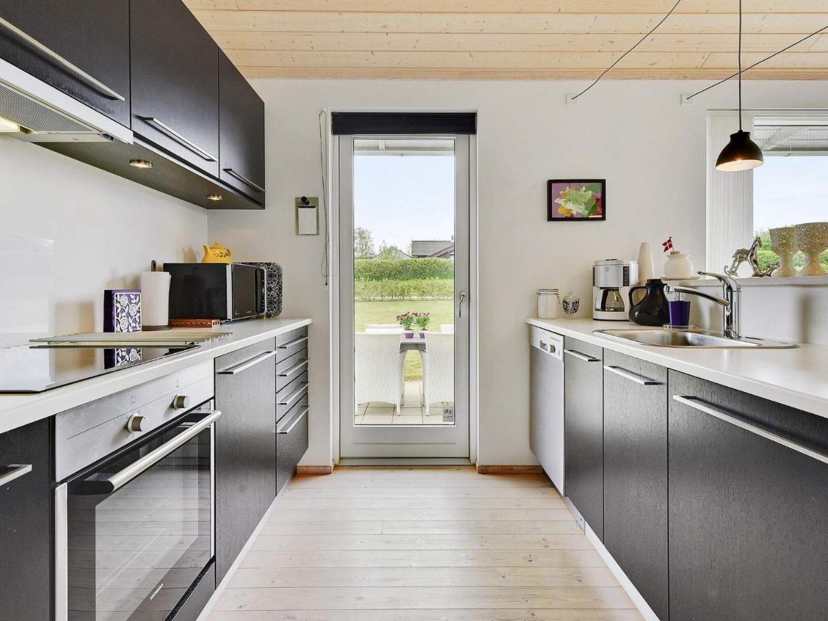 7 Person Holiday Home In Nordborg Eksteriør bilde